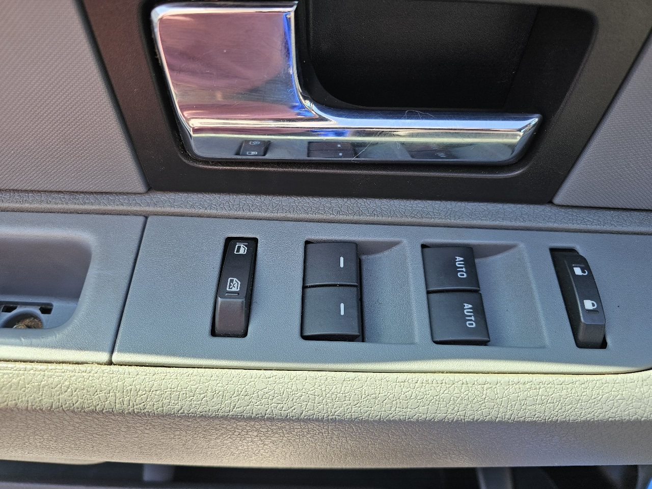 Ford F-150 4WD SuperCrew 145" XL 2013