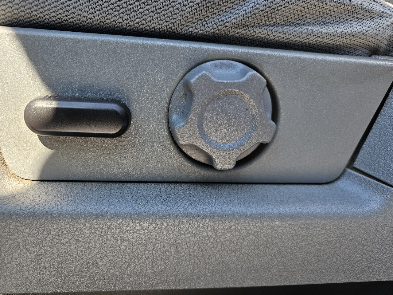 Ford F-150 4WD SuperCrew 145" XL 2013