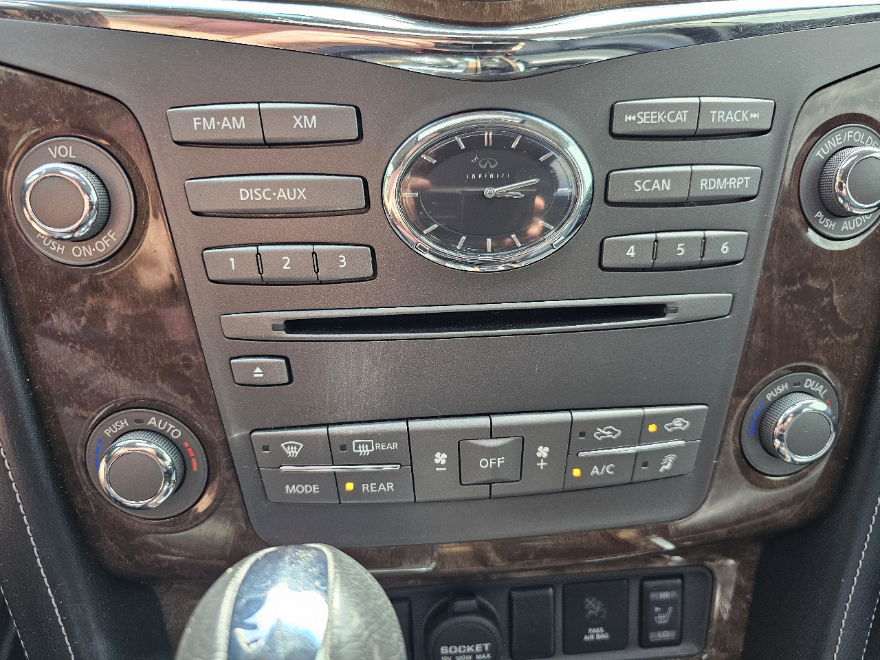 Infiniti QX80 AWD 2017