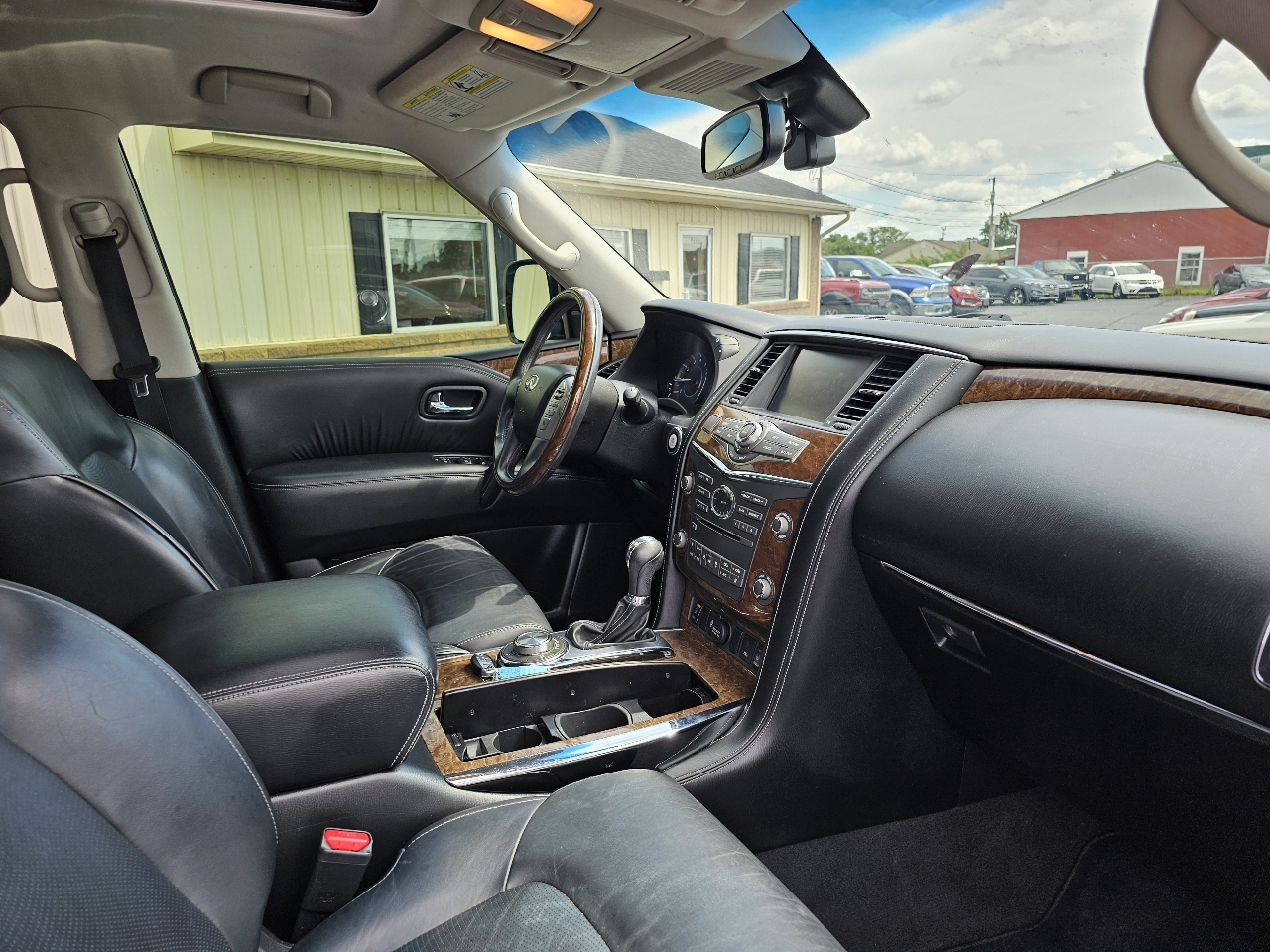 Infiniti QX80 AWD 2017