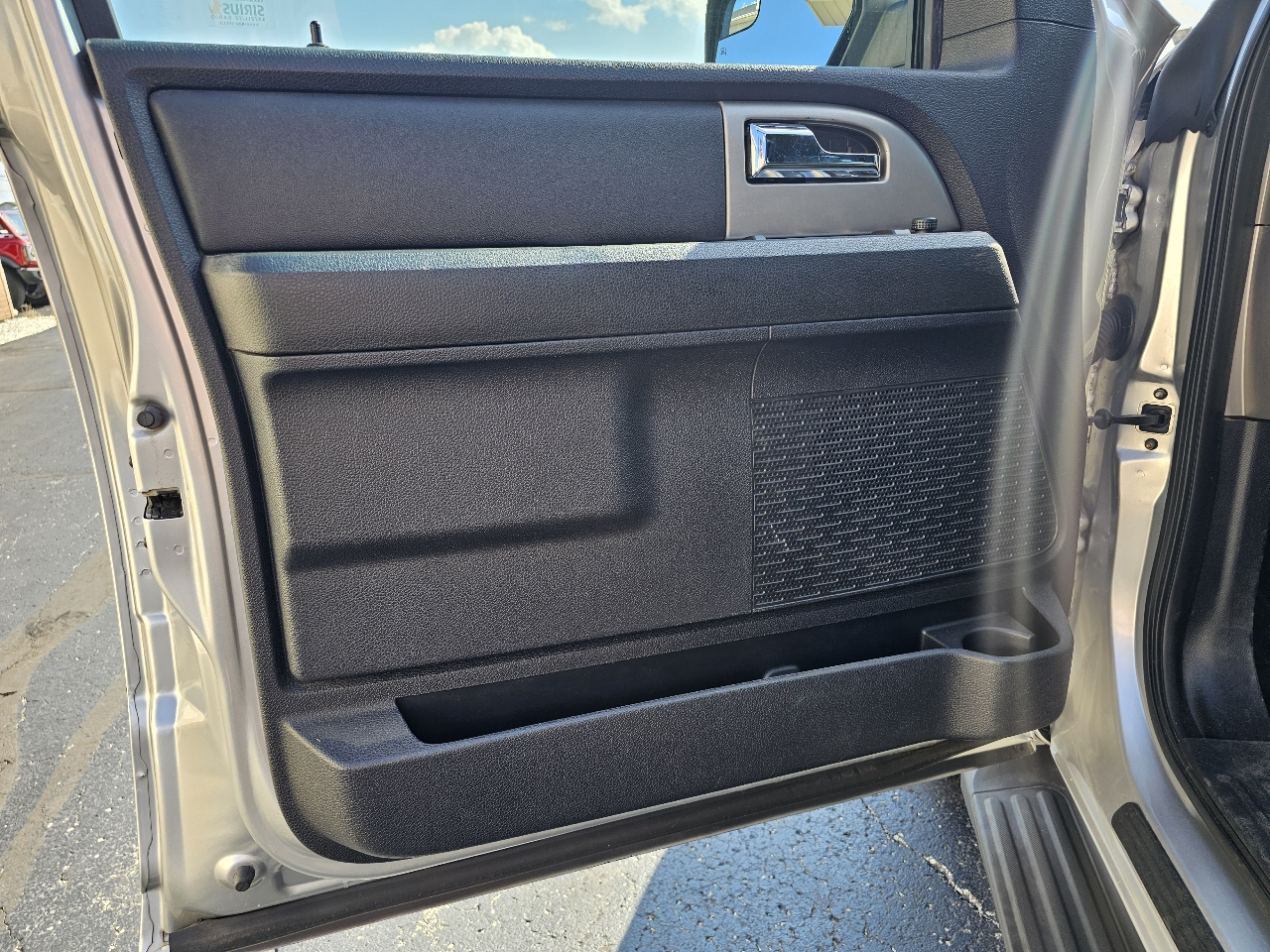 Ford Expedition 4WD 4dr XLT 2015