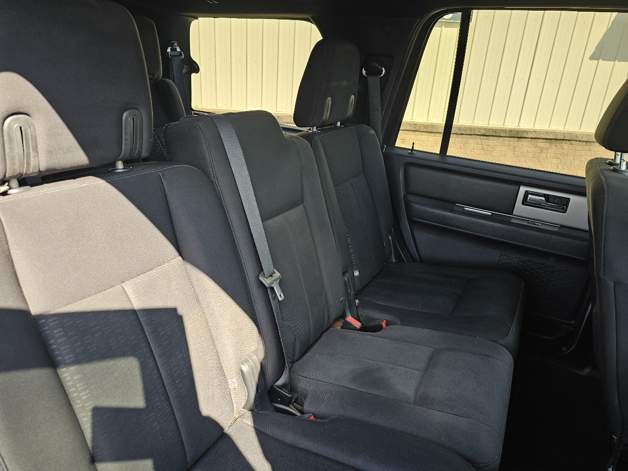 Ford Expedition 4WD 4dr XLT 2015