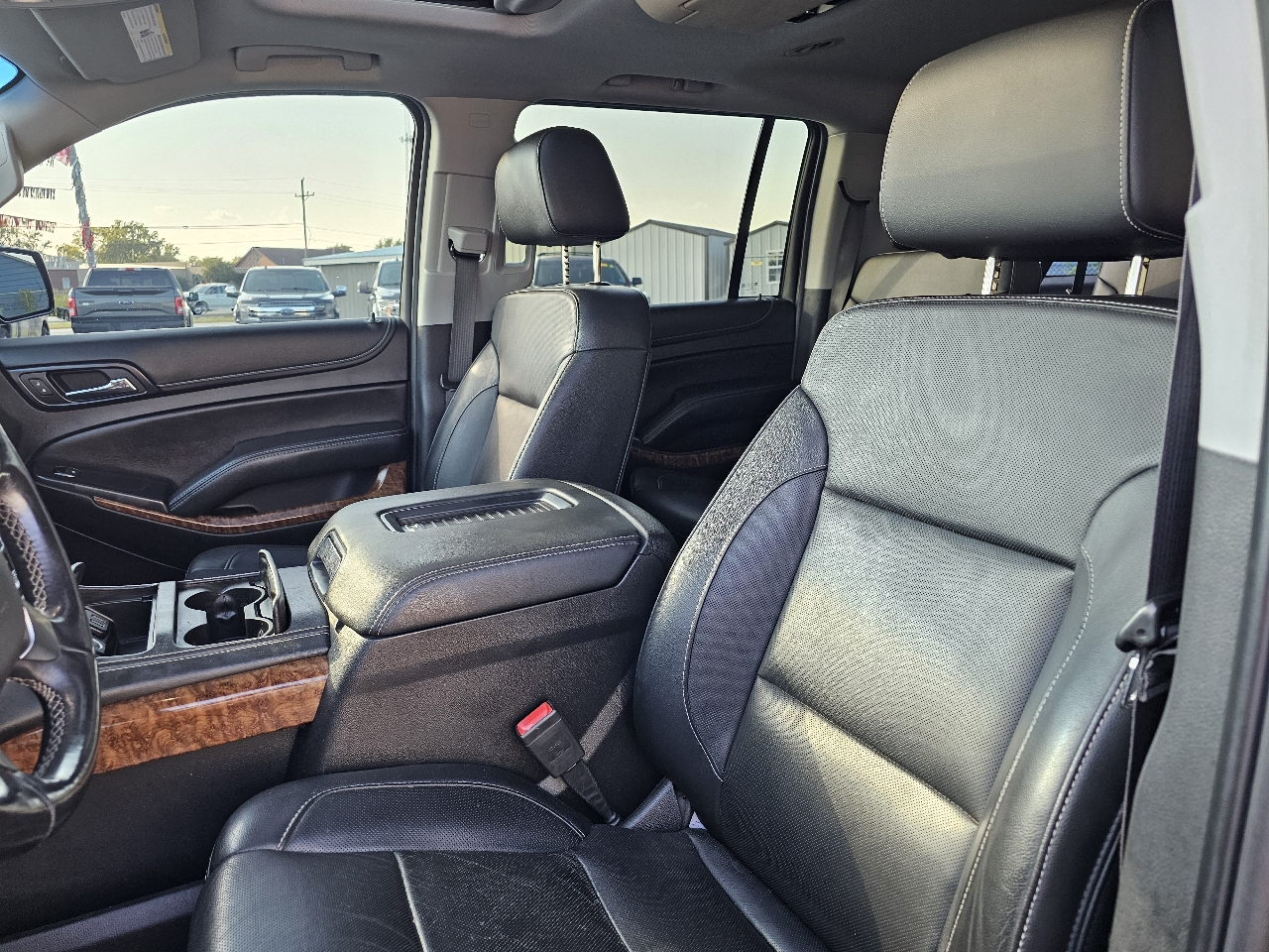Chevrolet Suburban 4WD 4dr 1500 Premier 2019