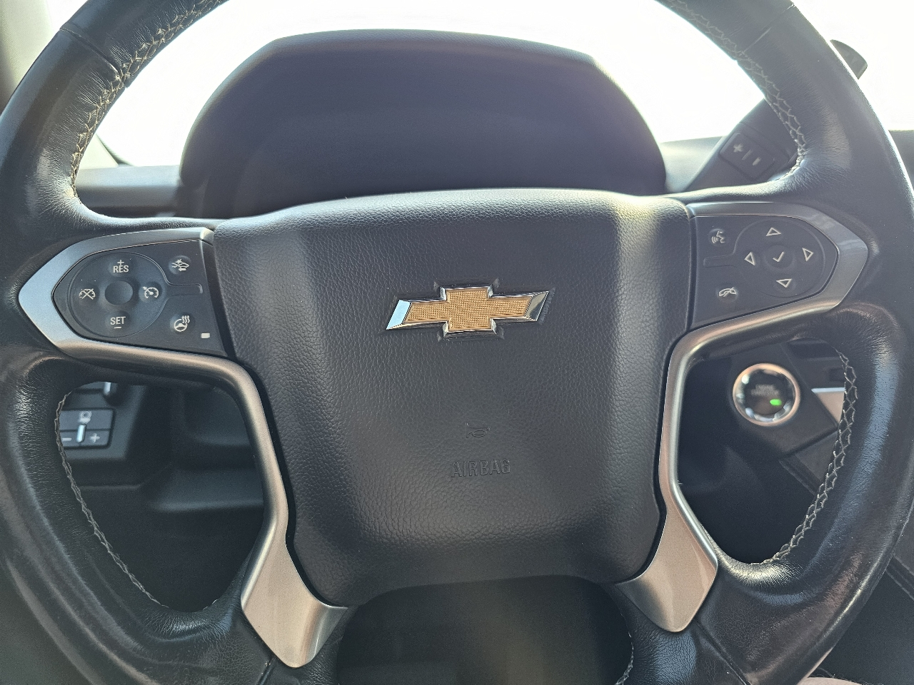 Chevrolet Suburban 4WD 4dr 1500 Premier 2019
