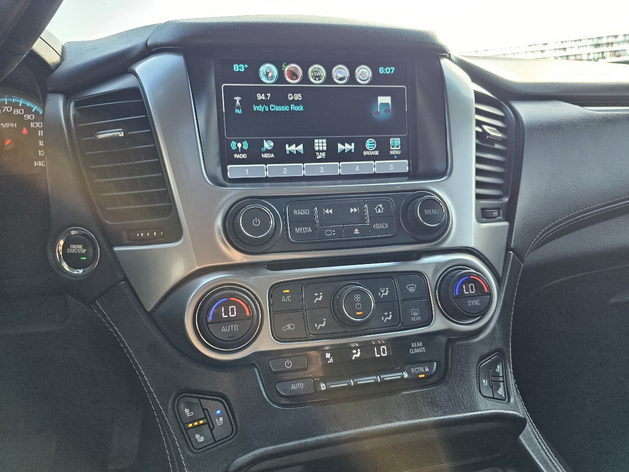 Chevrolet Suburban 4WD 4dr 1500 Premier 2019
