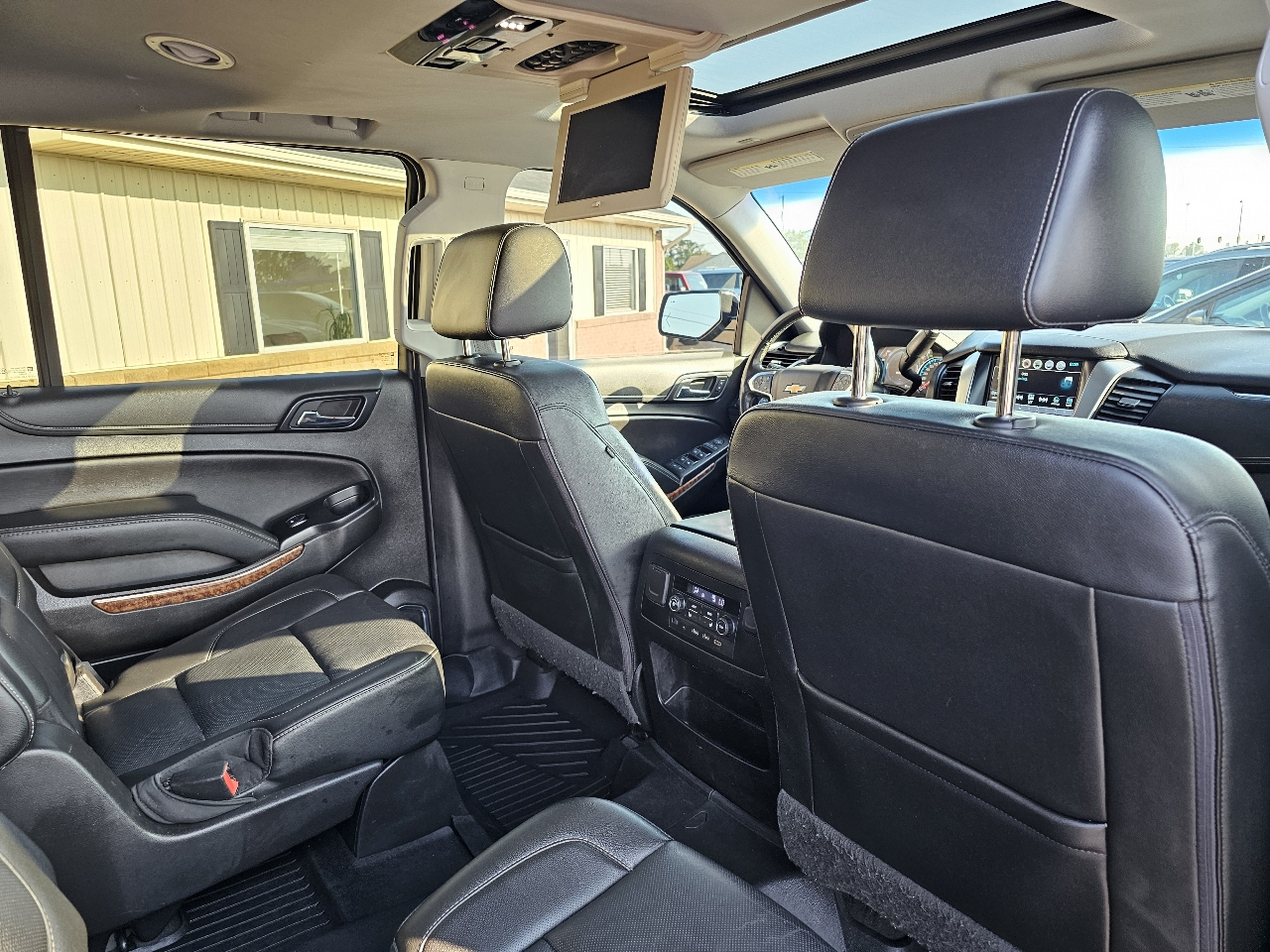 Chevrolet Suburban 4WD 4dr 1500 Premier 2019
