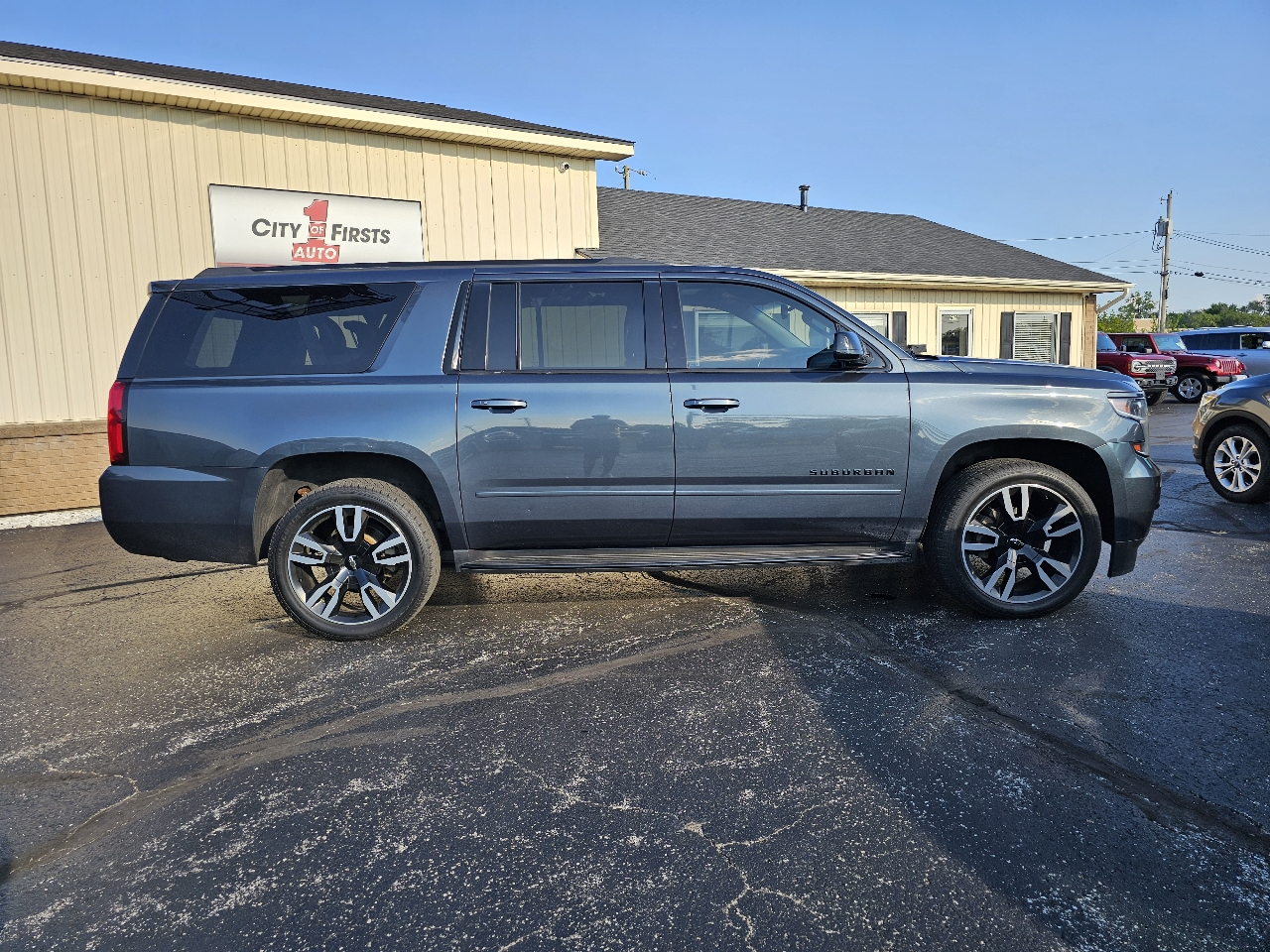 Chevrolet Suburban 4WD 4dr 1500 Premier 2019