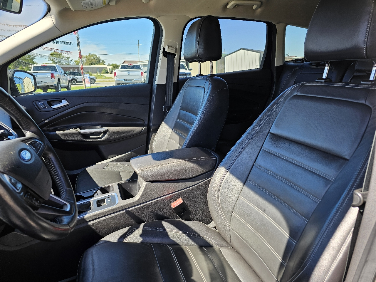 Ford Escape Titanium FWD 2017