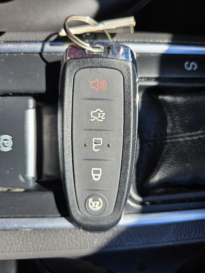 Ford Escape Titanium FWD 2017