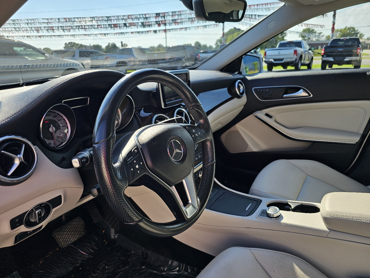 Mercedes-Benz GLA-Class 4MATIC 4dr GLA 250 2015