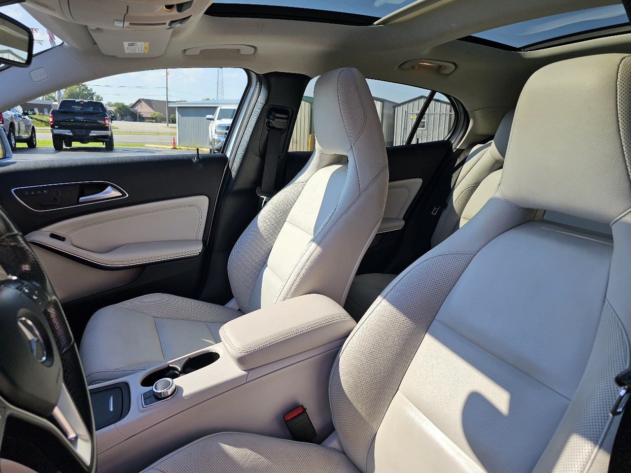 Mercedes-Benz GLA-Class 4MATIC 4dr GLA 250 2015