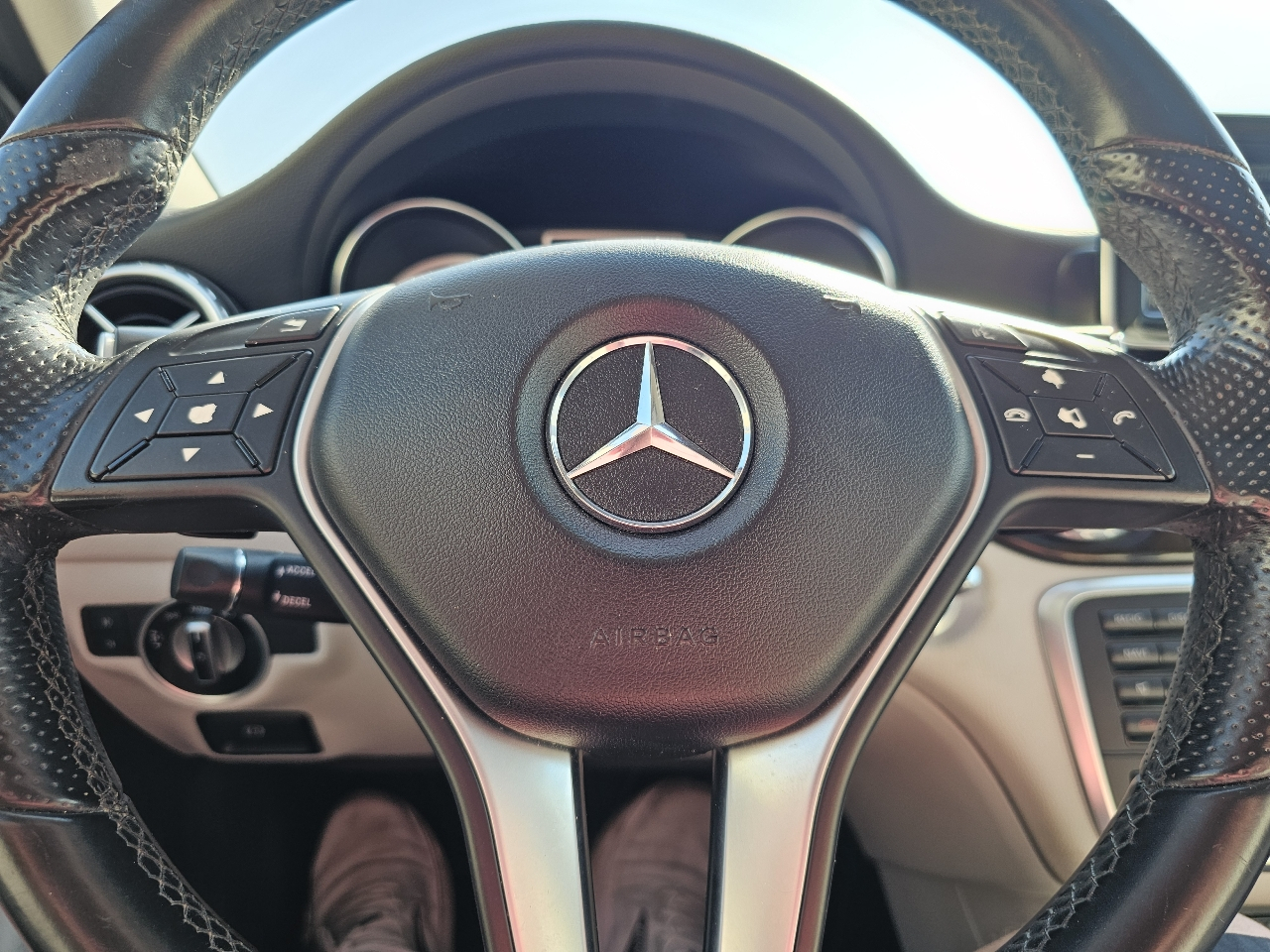 Mercedes-Benz GLA-Class 4MATIC 4dr GLA 250 2015