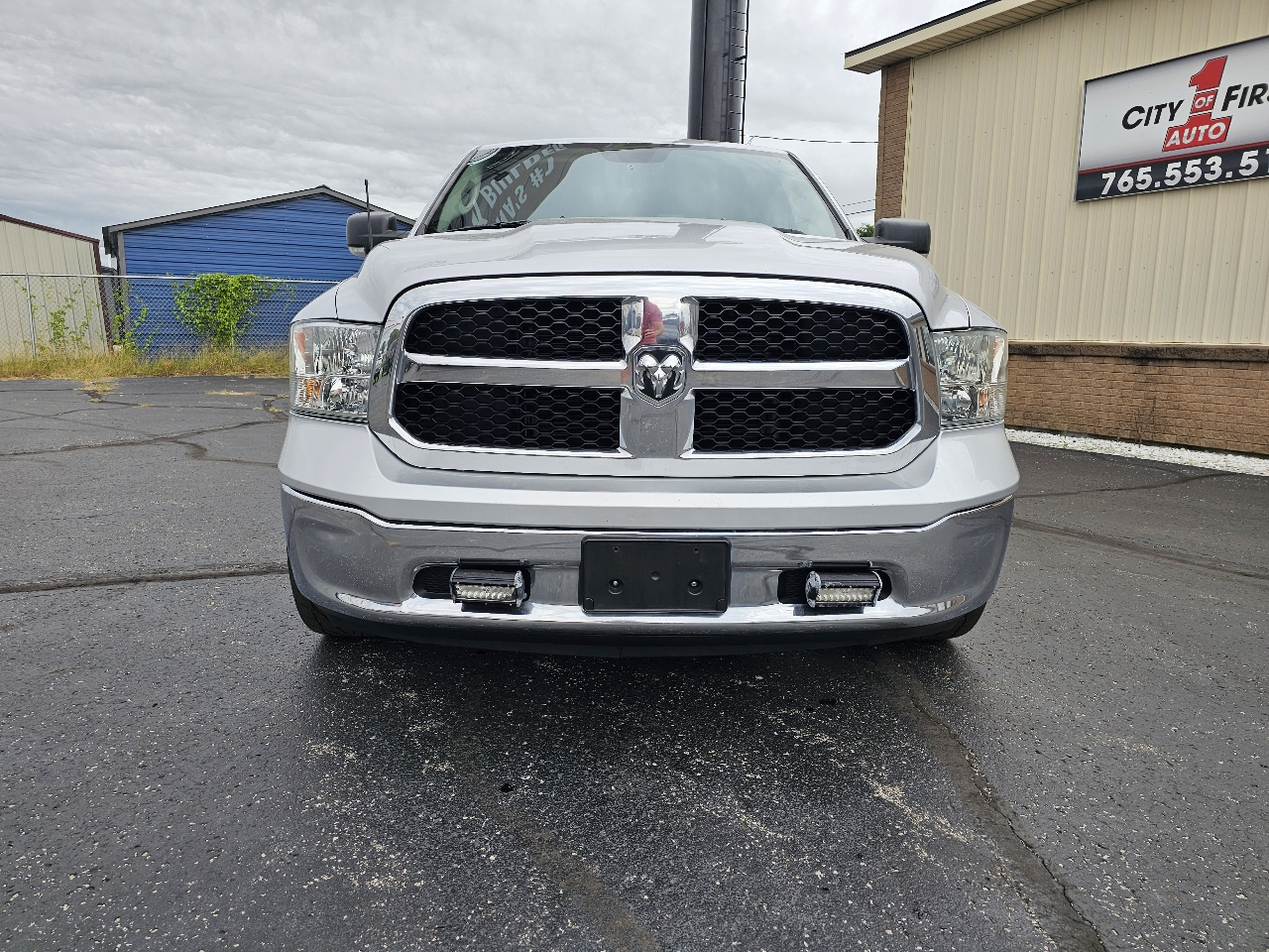 RAM 1500 Classic SLT 4x4 Crew Cab 6'4" Box 2019