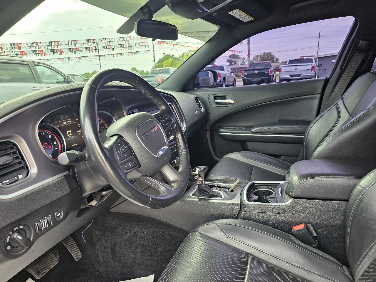 Dodge Charger SXT RWD 2021