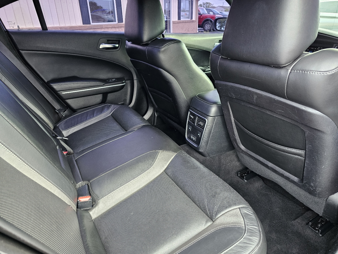 Dodge Charger SXT RWD 2021