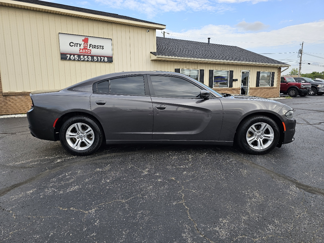 Dodge Charger SXT RWD 2021