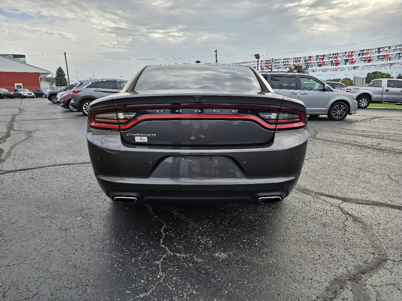 Dodge Charger SXT RWD 2021