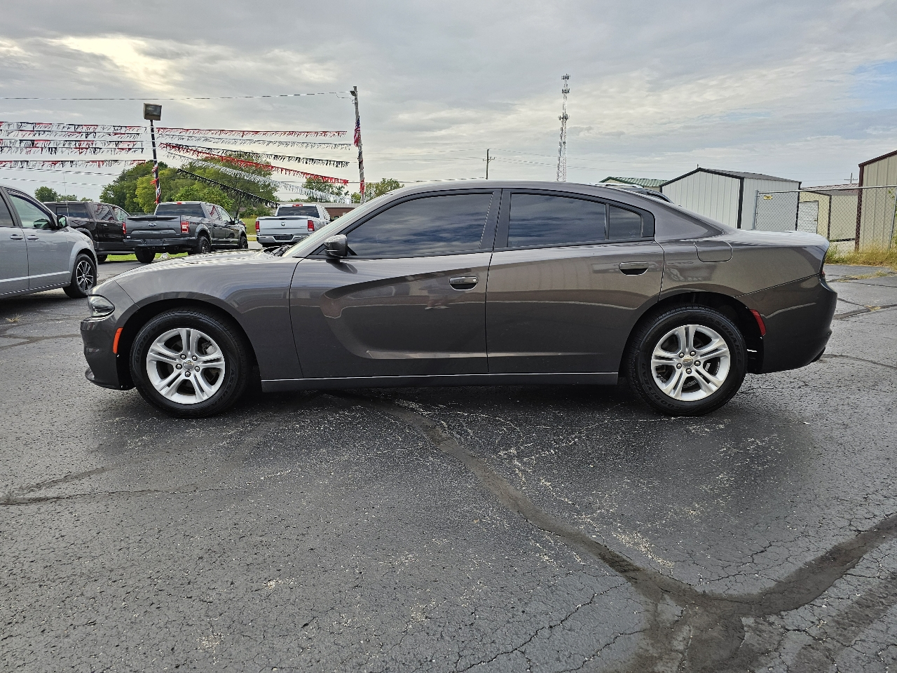 Dodge Charger SXT RWD 2021