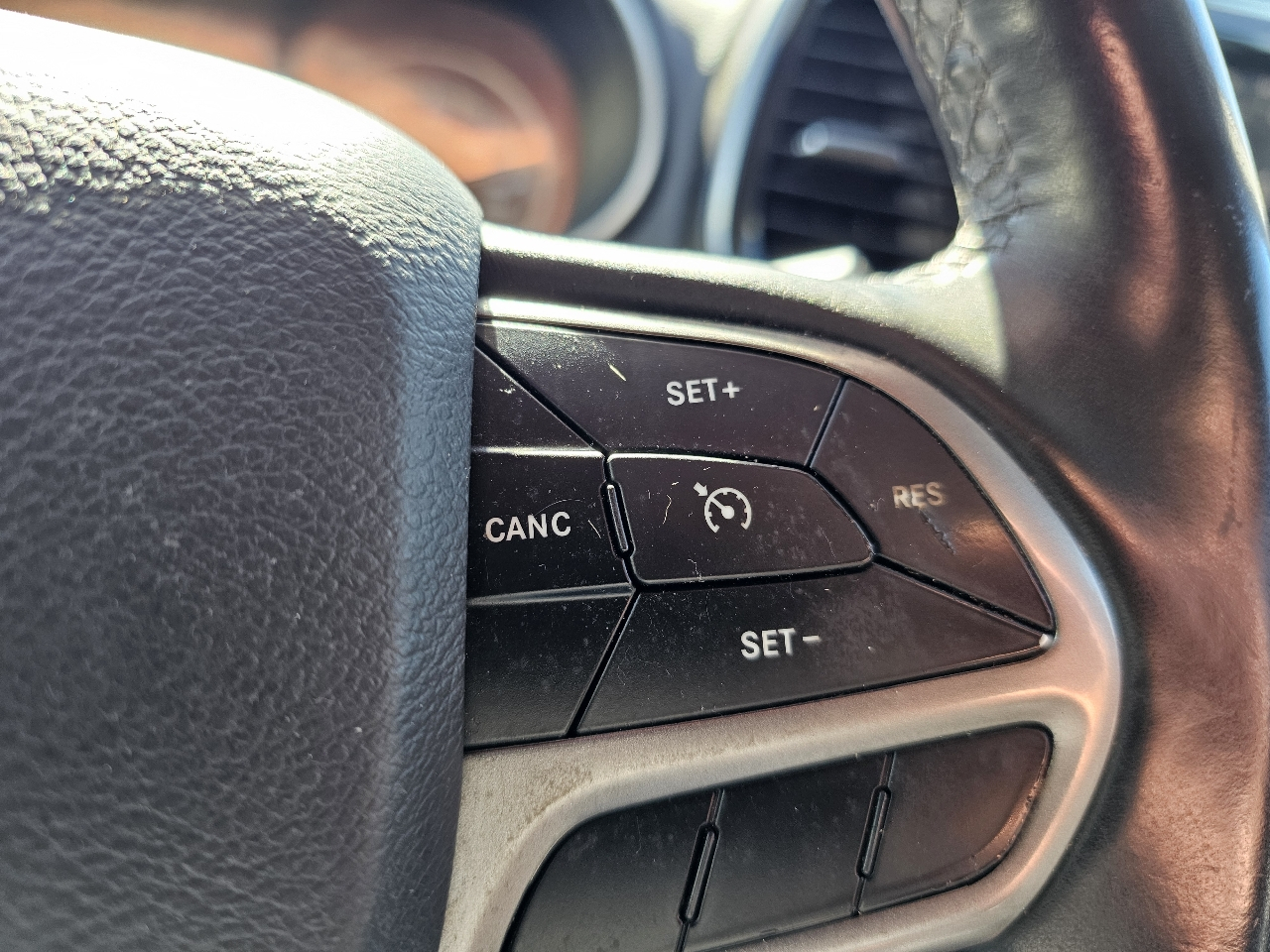 Jeep Cherokee Limited FWD 2019