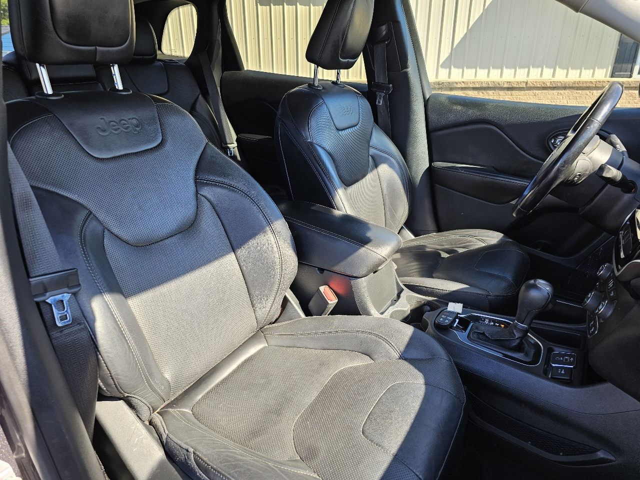 Jeep Cherokee Limited FWD 2019