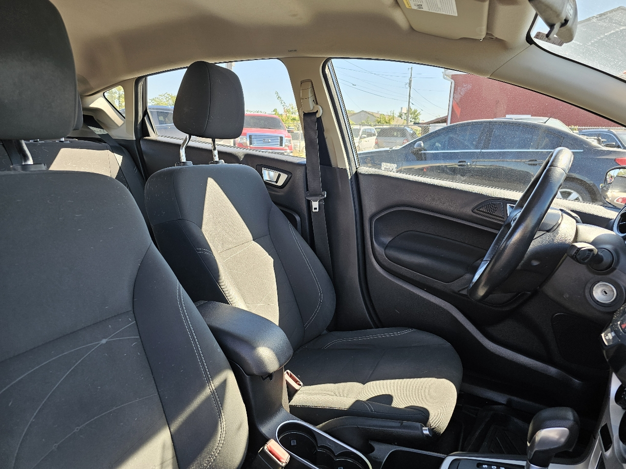Ford Fiesta 5dr HB SE 2016