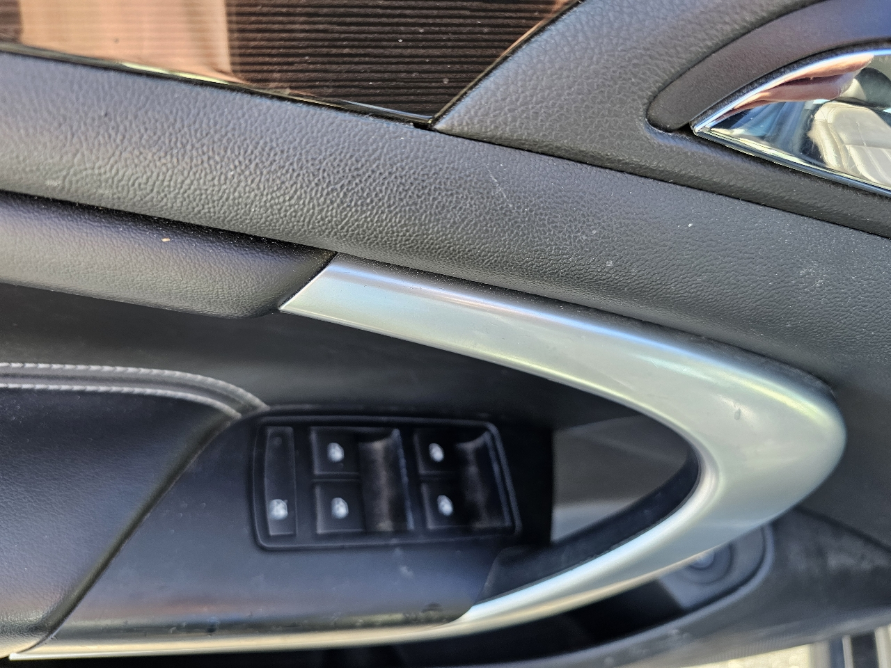 Buick Regal 4dr Sdn Turbo FWD 2016