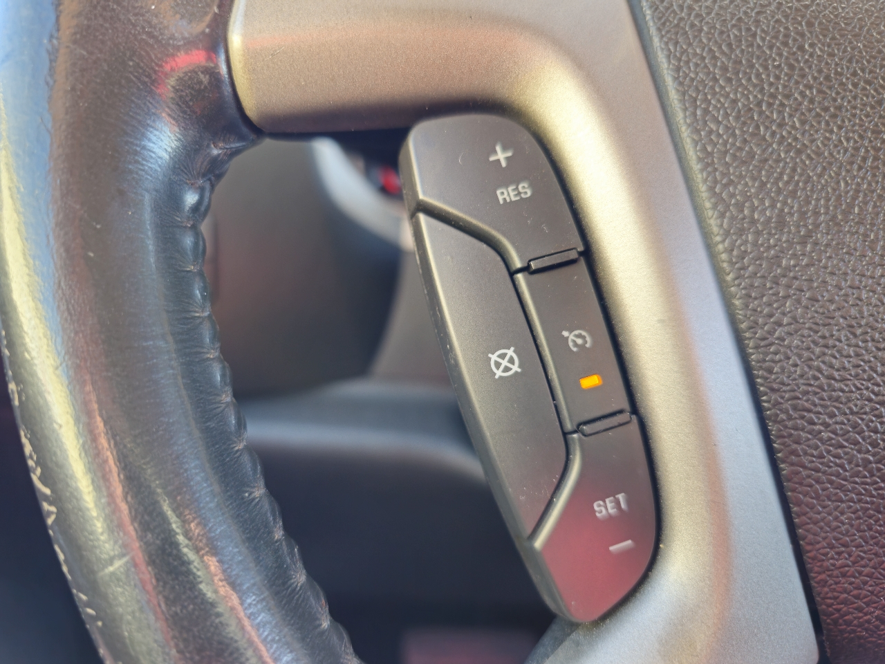 GMC Sierra 1500 4WD Crew Cab 143.5" SLE 2010