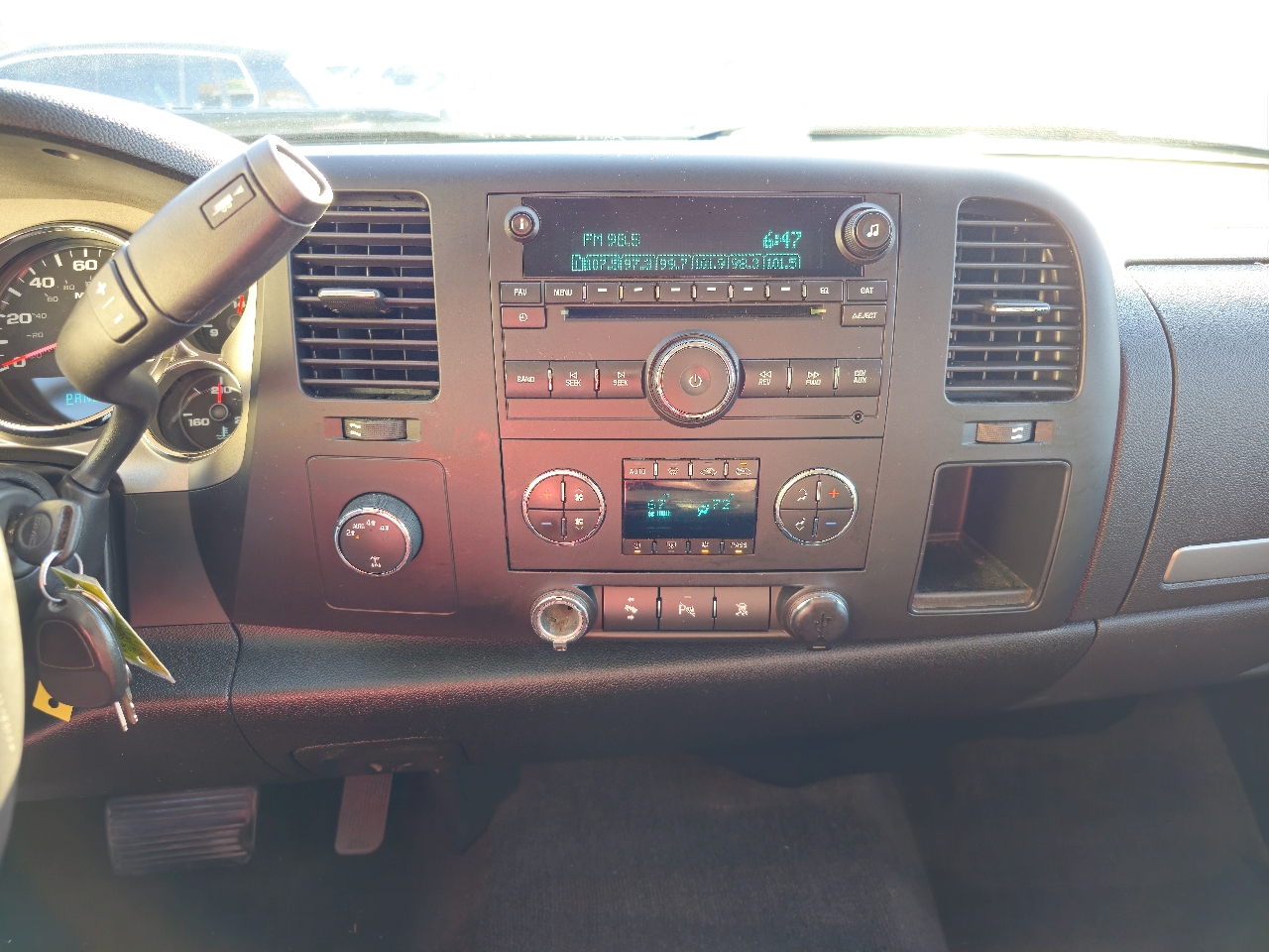 GMC Sierra 1500 4WD Crew Cab 143.5" SLE 2010