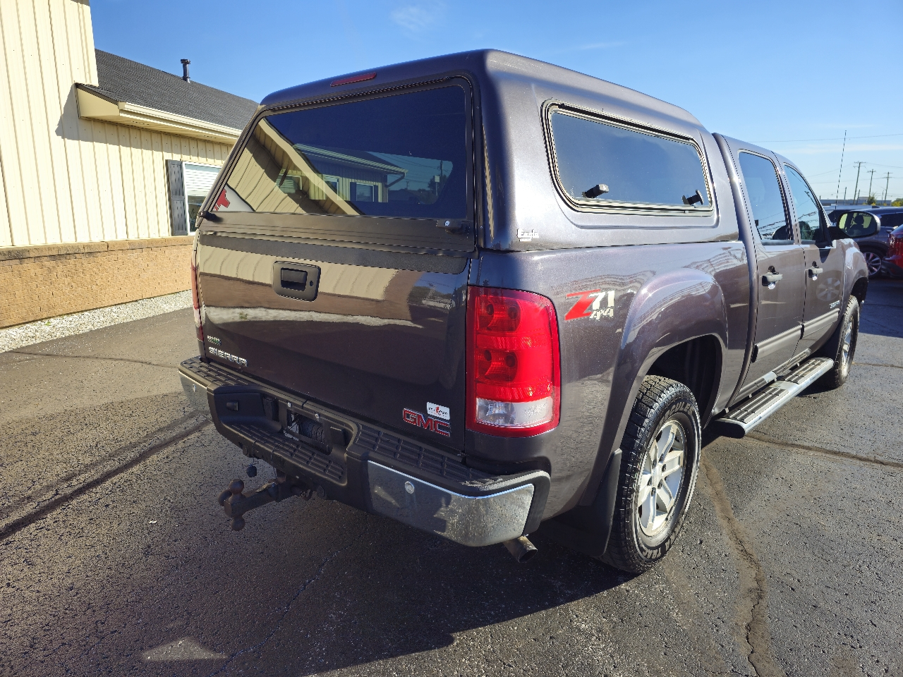 GMC Sierra 1500 4WD Crew Cab 143.5" SLE 2010