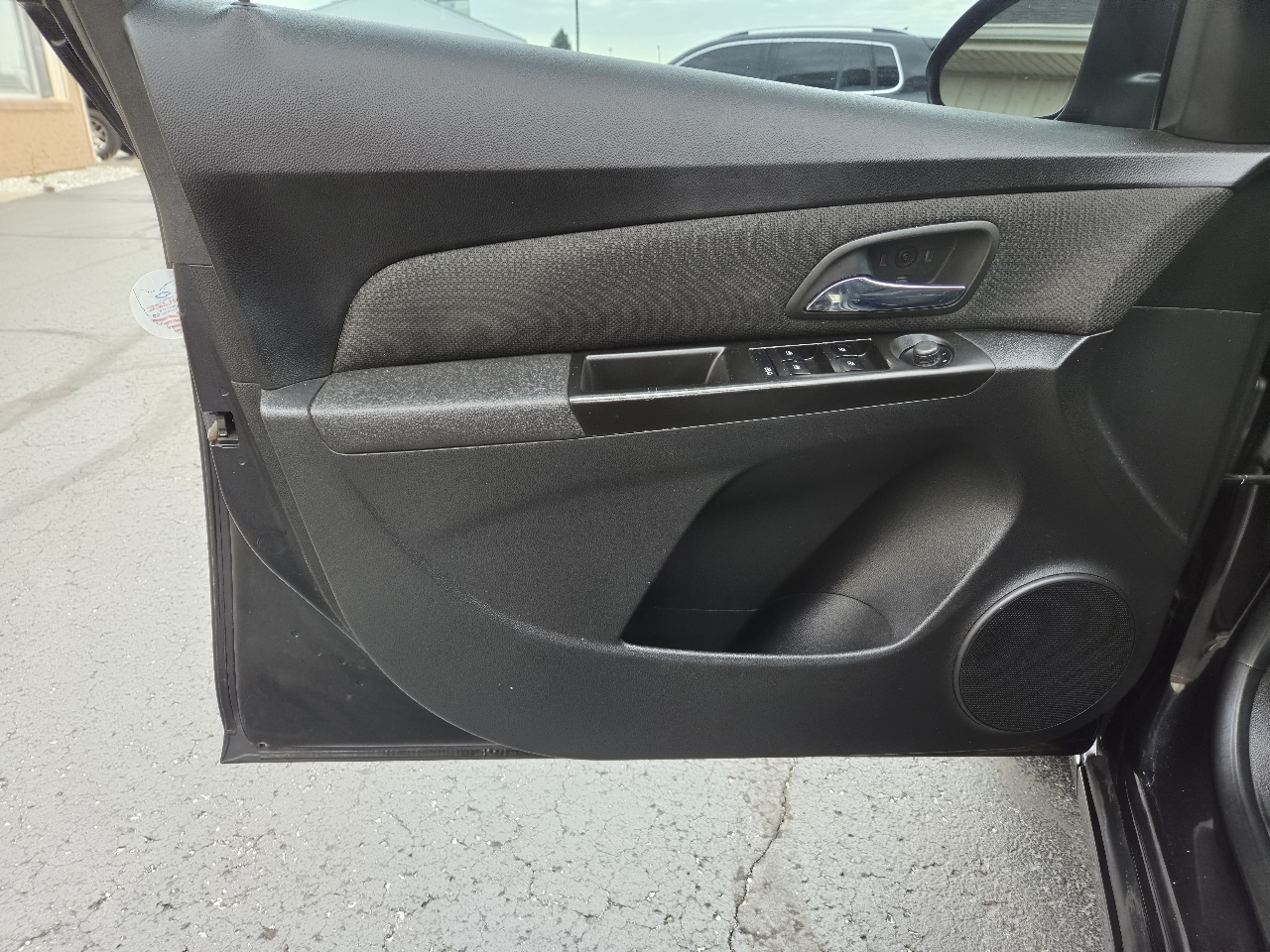 Chevrolet Cruze 4dr Sdn LT w/1LT 2012