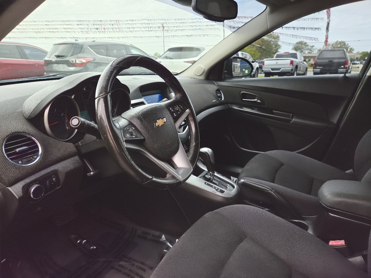 Chevrolet Cruze 4dr Sdn LT w/1LT 2012