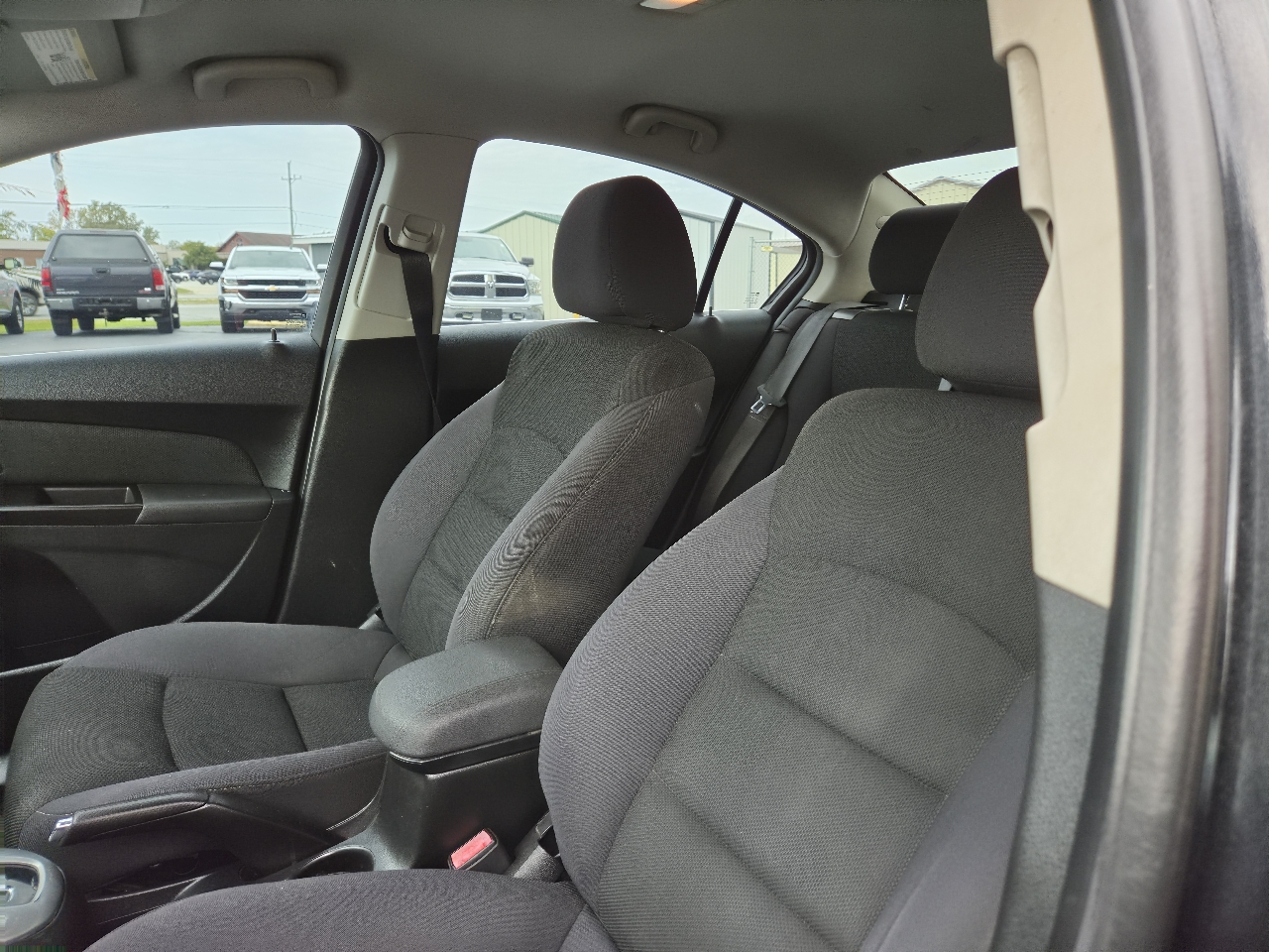 Chevrolet Cruze 4dr Sdn LT w/1LT 2012