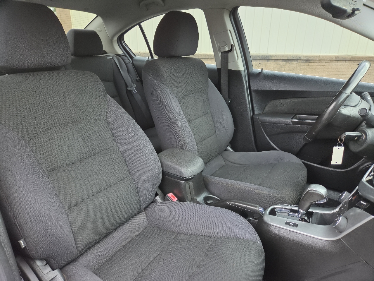 Chevrolet Cruze 4dr Sdn LT w/1LT 2012