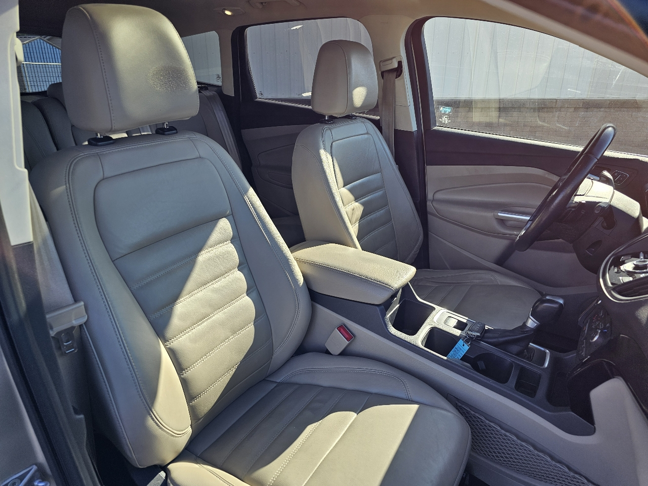 Ford Escape Titanium 4WD 2017