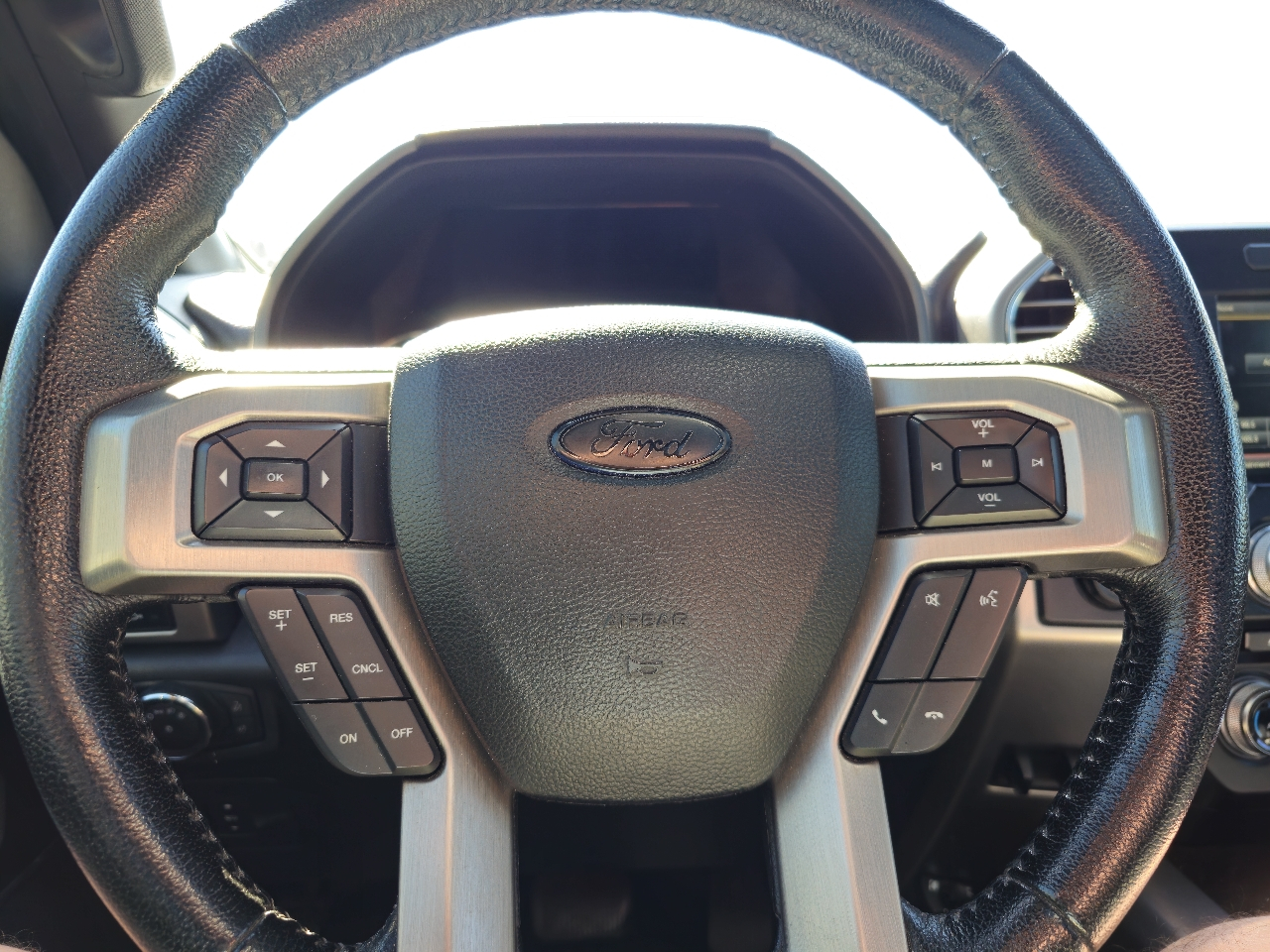 Ford F-150 4WD SuperCrew 145" XLT 2015