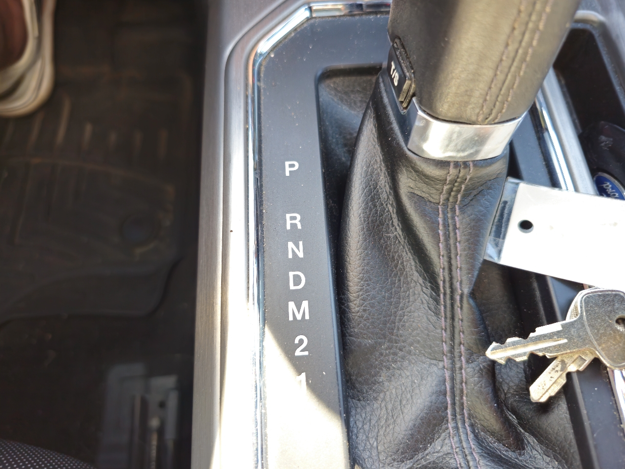 Ford F-150 4WD SuperCrew 145" XLT 2015