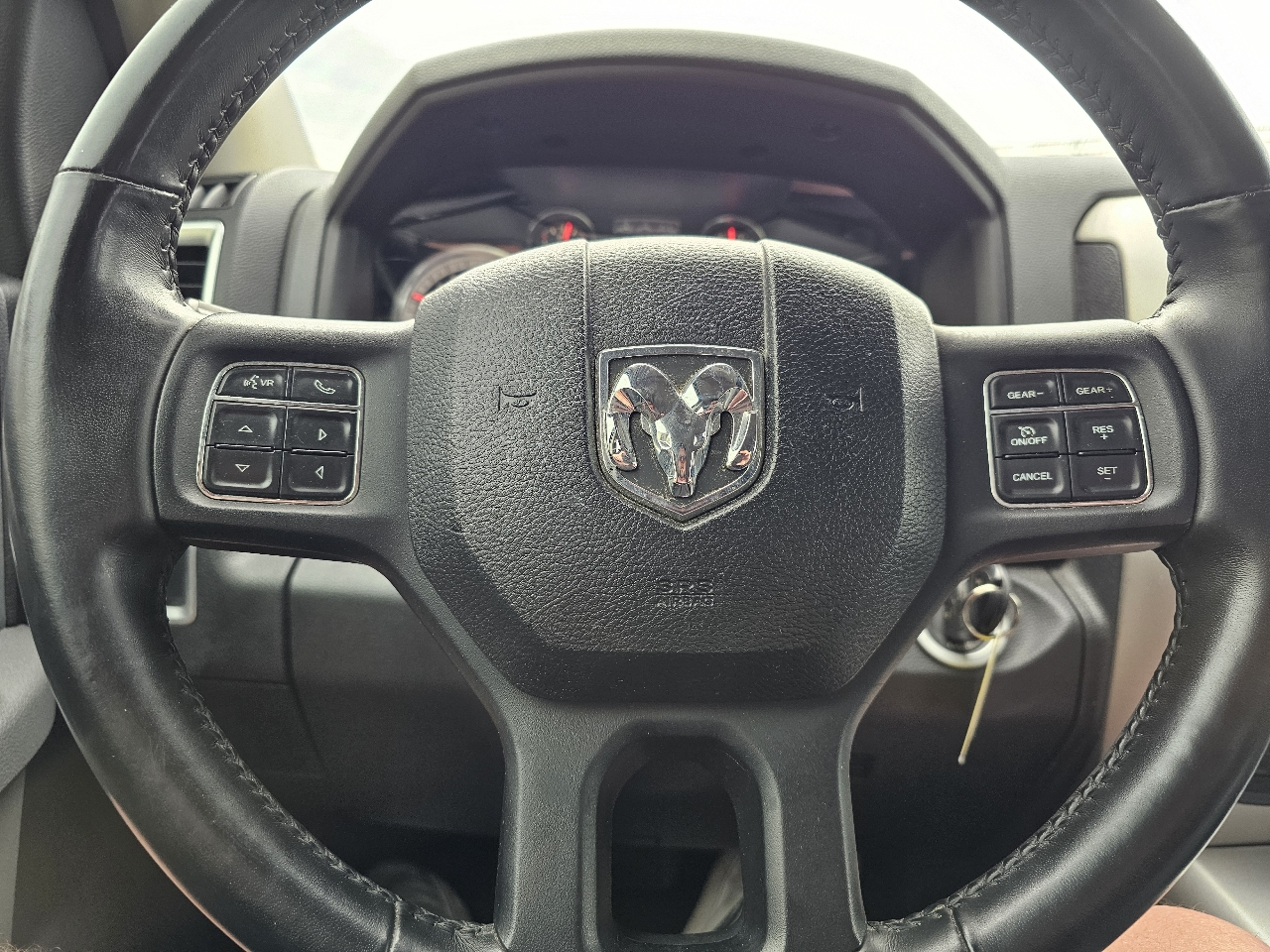 RAM 1500 Big Horn 4x4 Crew Cab 5'7" Box 2018