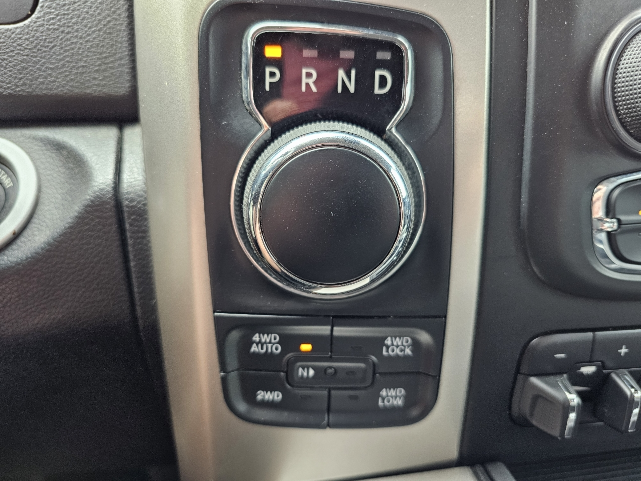 RAM 1500 Big Horn 4x4 Crew Cab 5'7" Box 2018