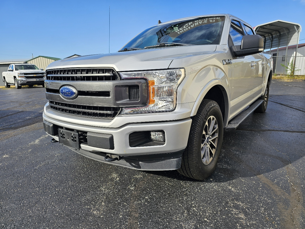 Ford F-150 4WD SuperCrew 145" XLT 2019