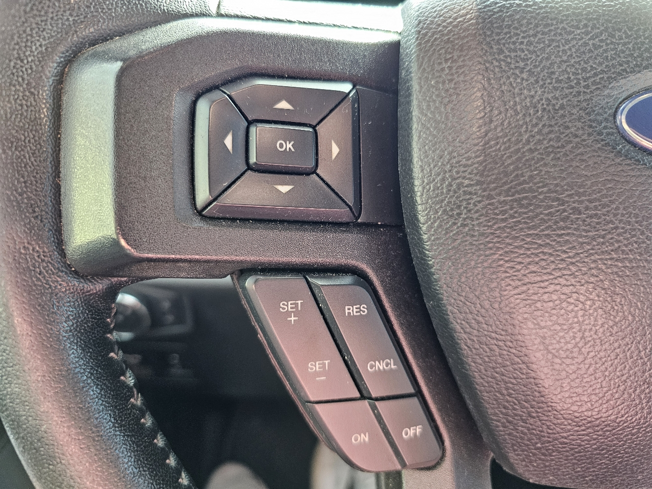Ford F-150 4WD SuperCrew 145" XLT 2019