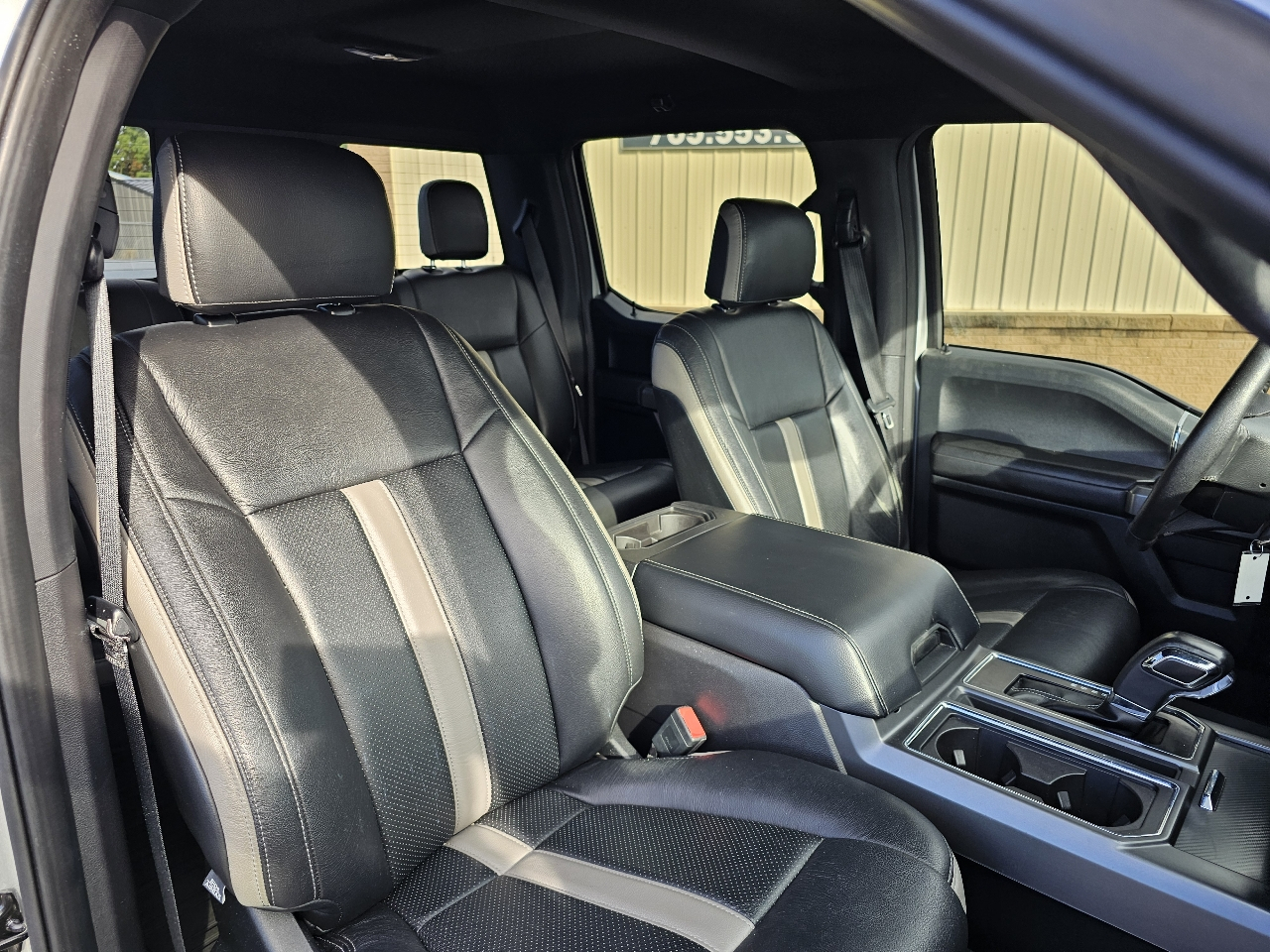 Ford F-150 4WD SuperCrew 145" XLT 2019