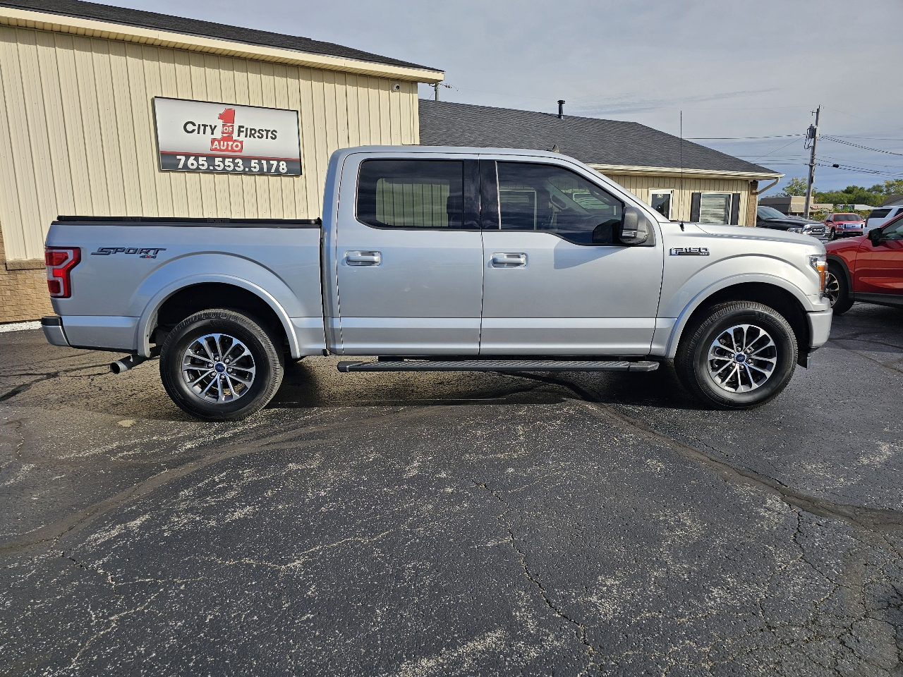 Ford F-150 4WD SuperCrew 145" XLT 2019
