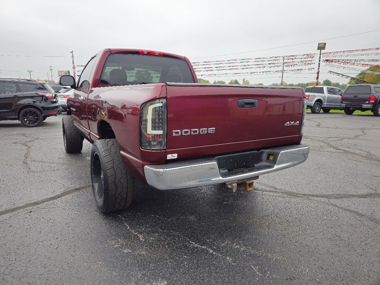 Dodge Ram 1500 2dr Reg Cab 120.5" WB 4WD ST 2003