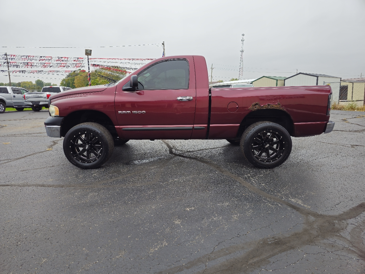 Dodge Ram 1500 2dr Reg Cab 120.5" WB 4WD ST 2003
