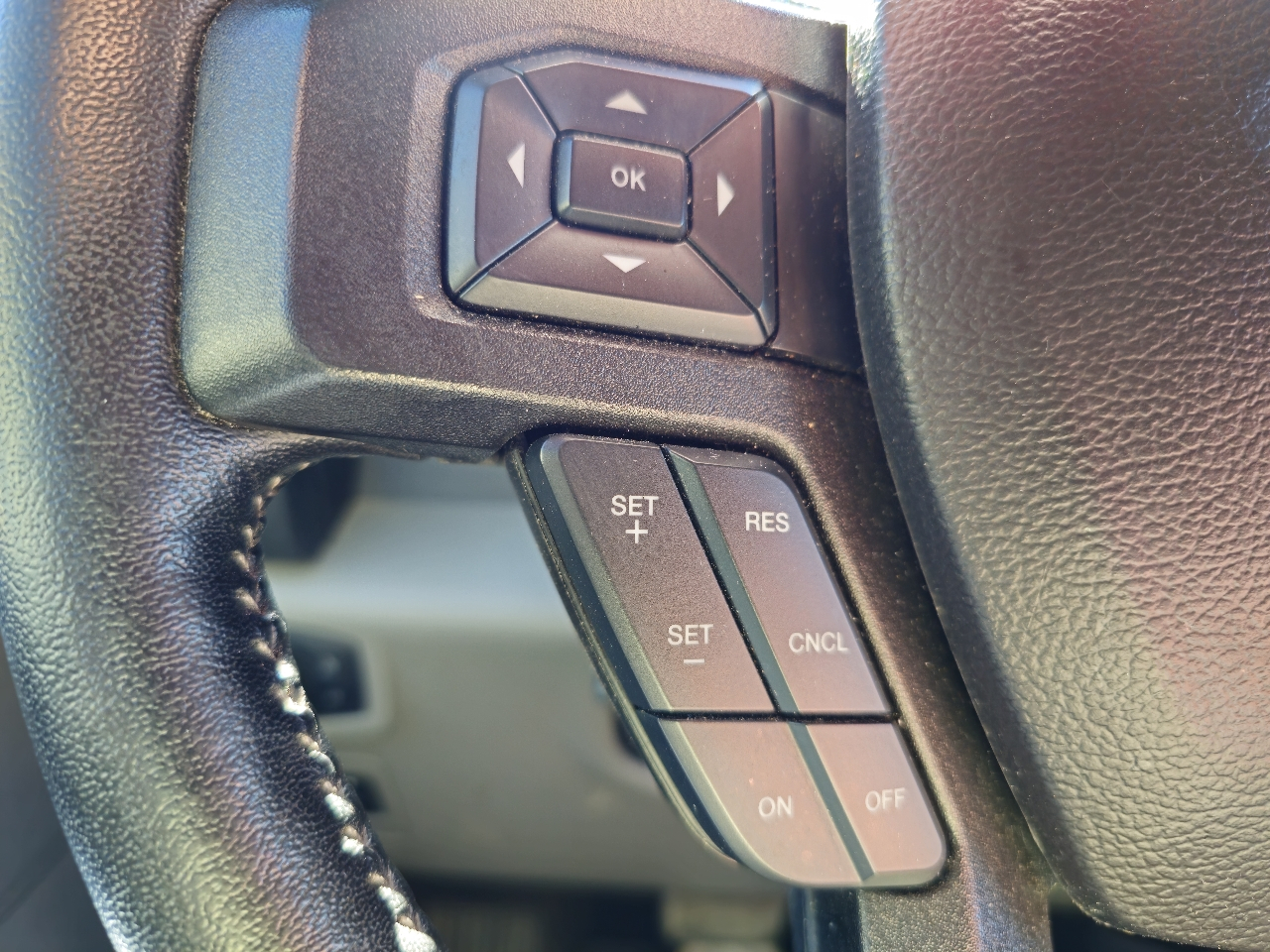 Ford F-150 4WD SuperCrew 145" XLT 2020