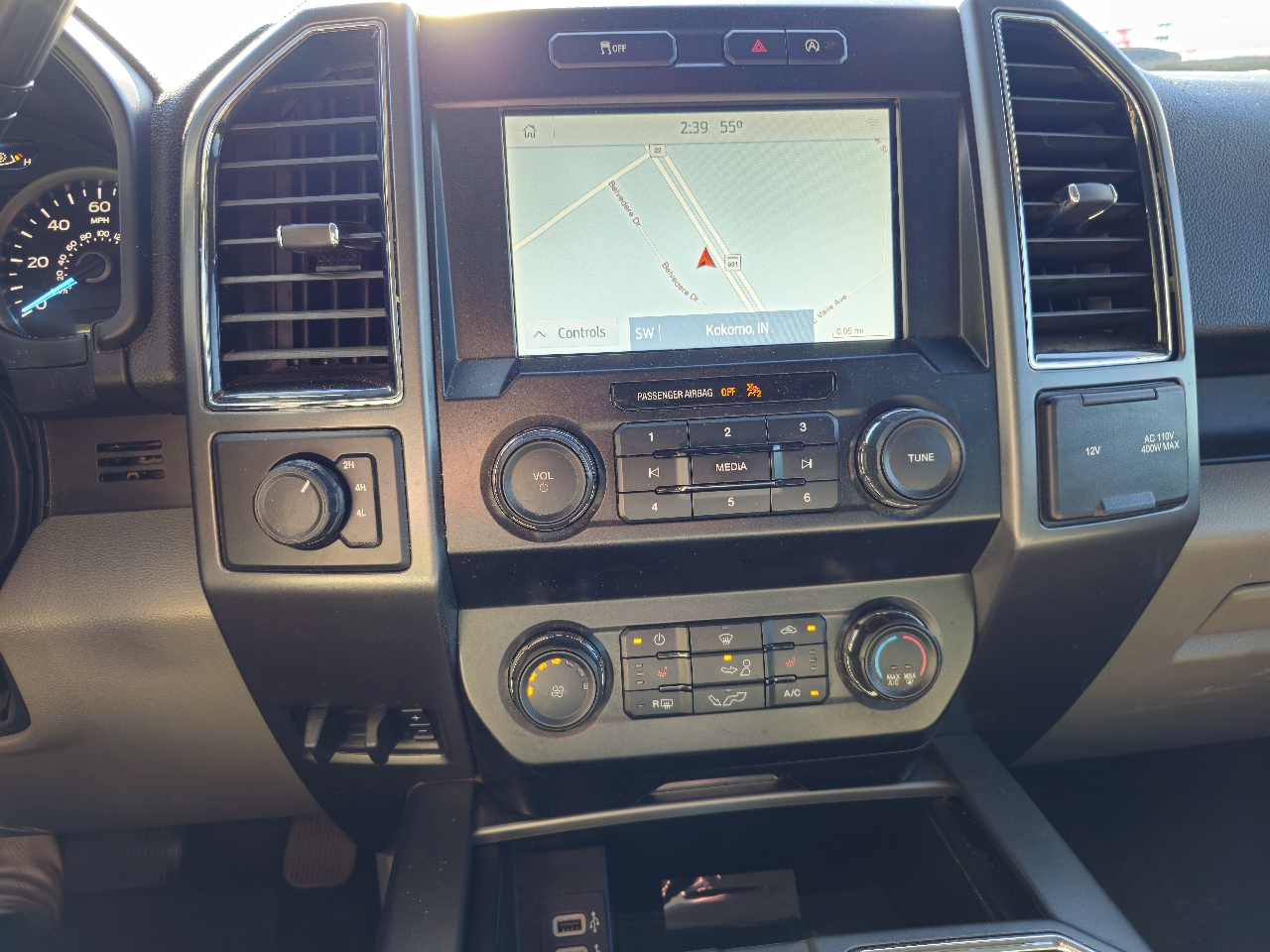 Ford F-150 4WD SuperCrew 145" XLT 2020