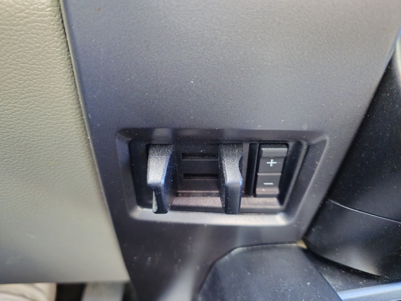 Ford F-150 4WD SuperCrew 145" XLT 2020