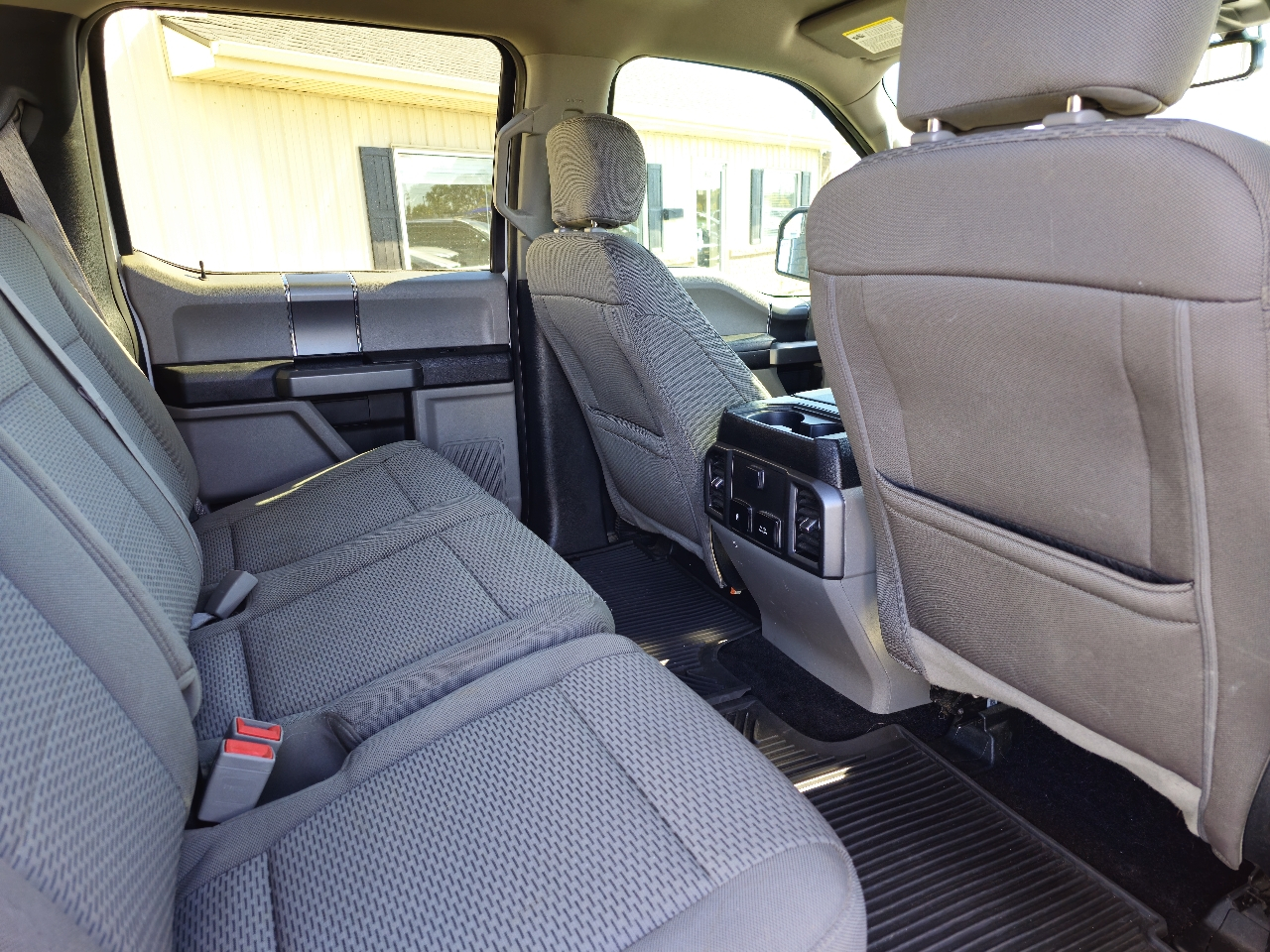 Ford F-150 4WD SuperCrew 145" XLT 2020