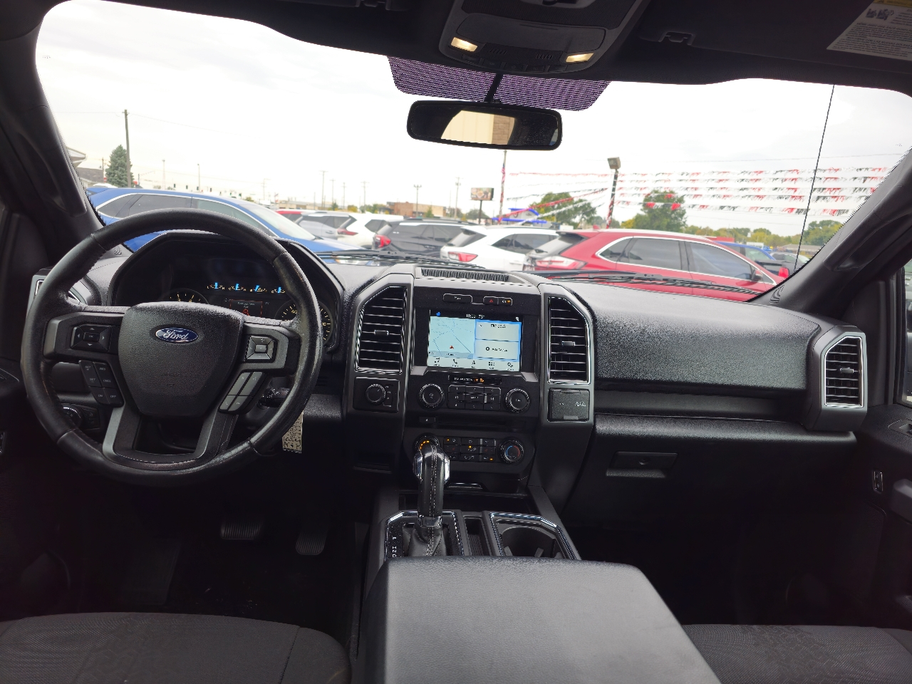 Ford F-150 4WD SuperCrew 145" XLT 2018