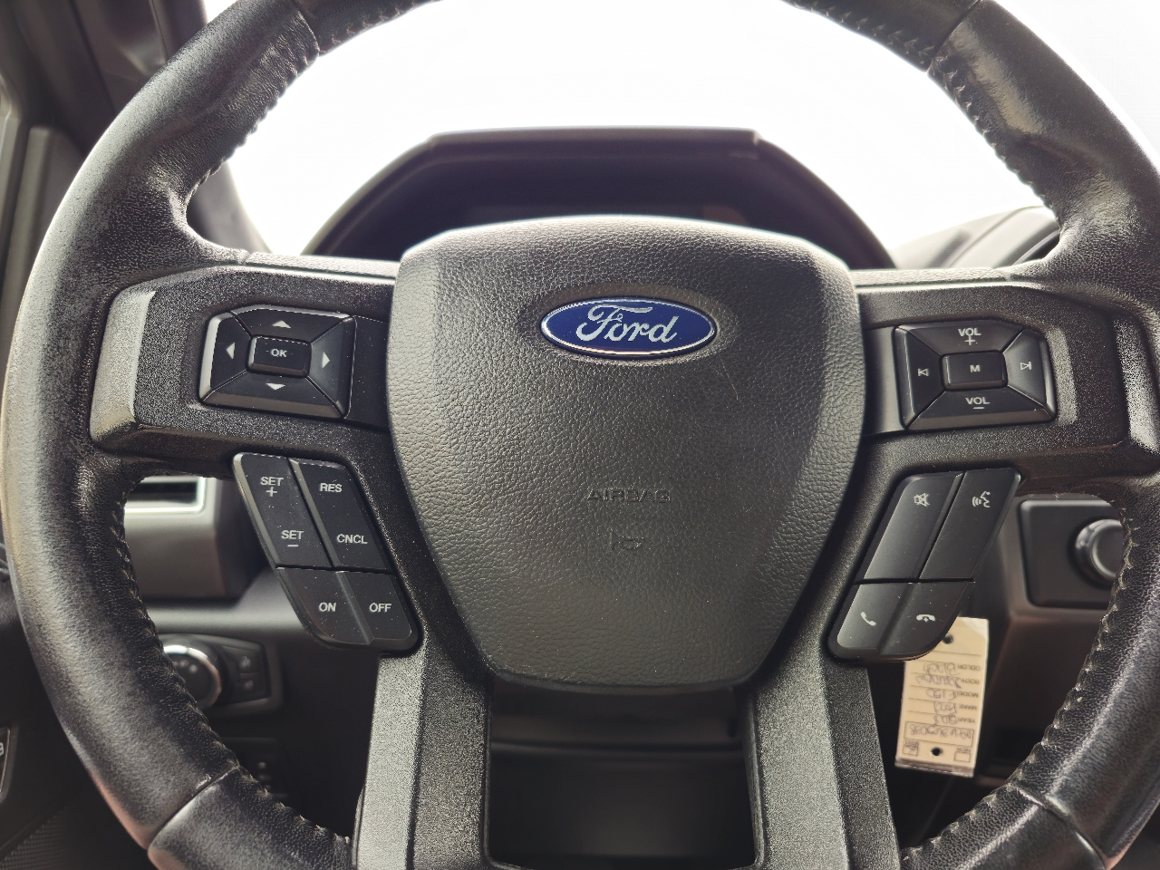 Ford F-150 4WD SuperCrew 145" XLT 2018